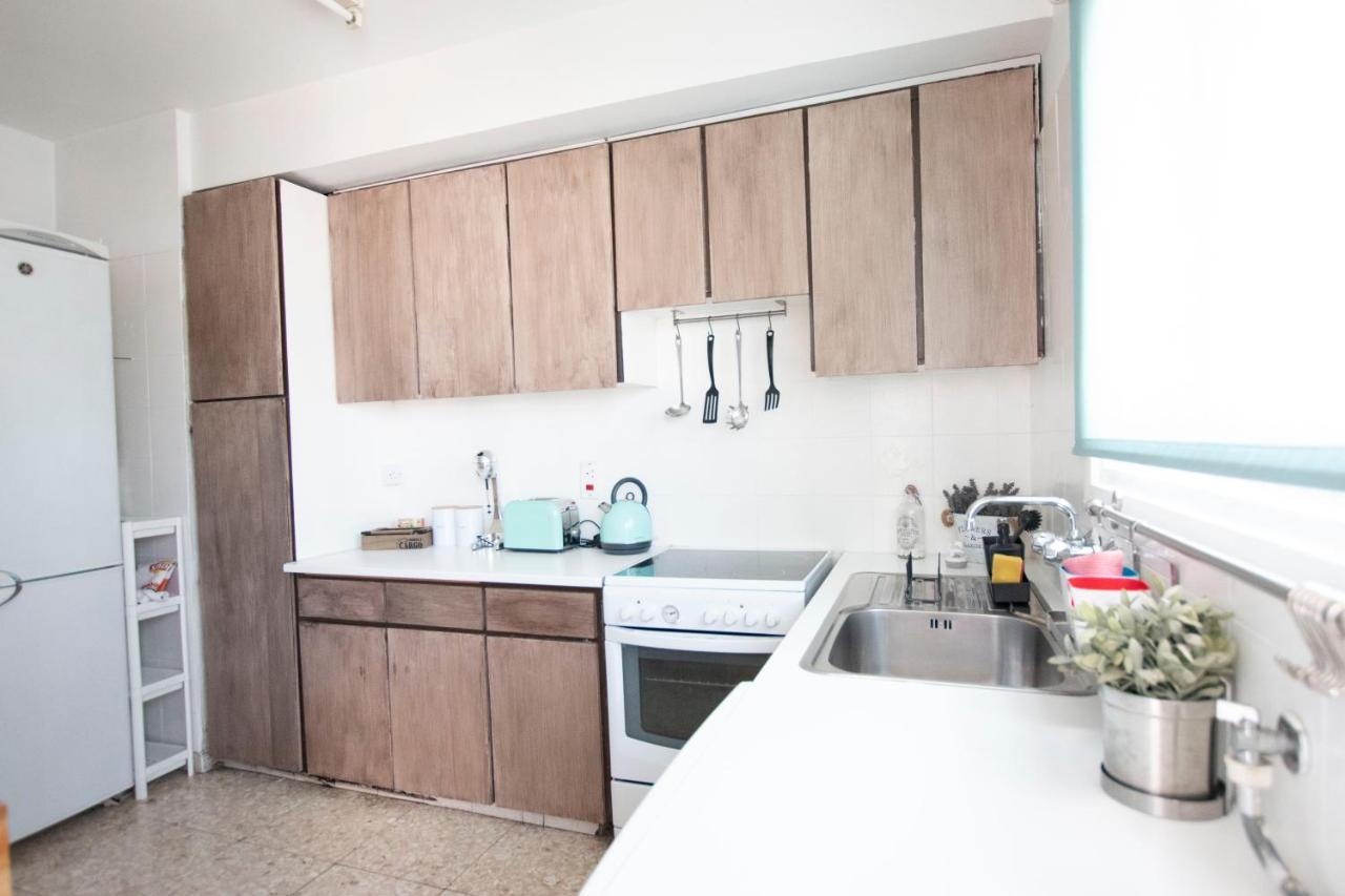 Glabur Stays - The Cozy 2 Bdr - Nicosia City, Free Parking & Wifi, Welcomes You!!! Exteriör bild