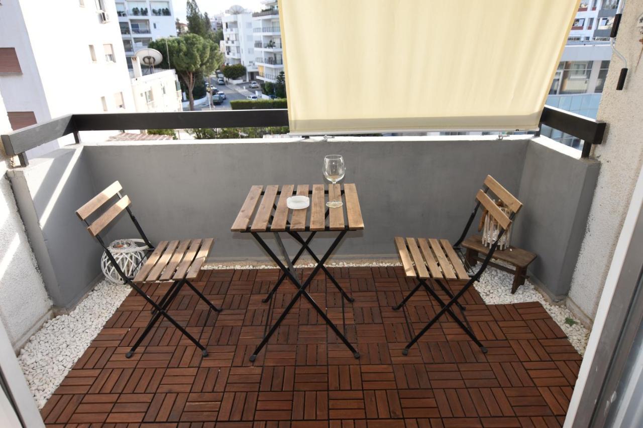 Glabur Stays - The Cozy 2 Bdr - Nicosia City, Free Parking & Wifi, Welcomes You!!! Exteriör bild