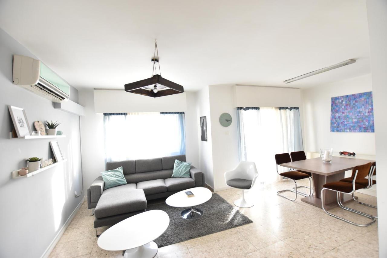 Glabur Stays - The Cozy 2 Bdr - Nicosia City, Free Parking & Wifi, Welcomes You!!! Exteriör bild
