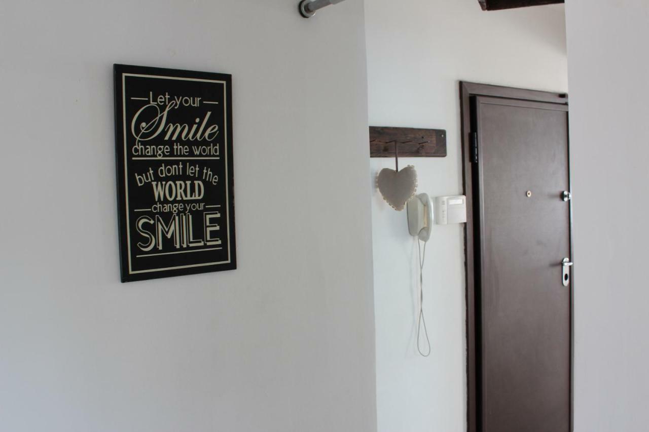 Glabur Stays - The Cozy 2 Bdr - Nicosia City, Free Parking & Wifi, Welcomes You!!! Exteriör bild